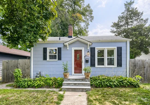 Photo 1 of Sale Pending at 3912 Vera Cruz Ave N, Minneapolis, MN 55422 | MLS# 7124778 | Listing updated on 2026-09-17