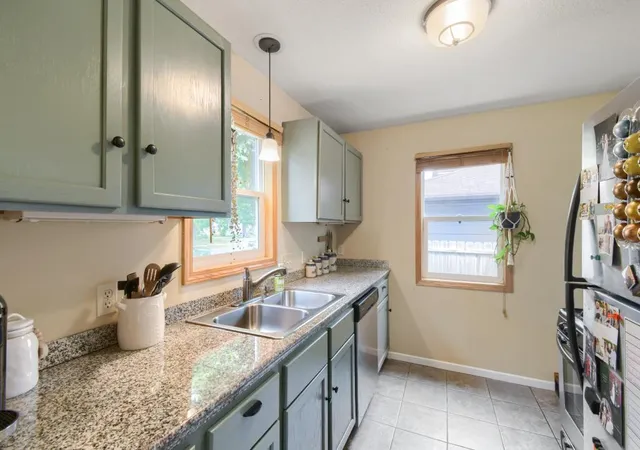 Photo 4 of Sale Pending at 3912 Vera Cruz Ave N, Minneapolis, MN 55422 | MLS# 7124778 | Listing updated on 2026-09-17