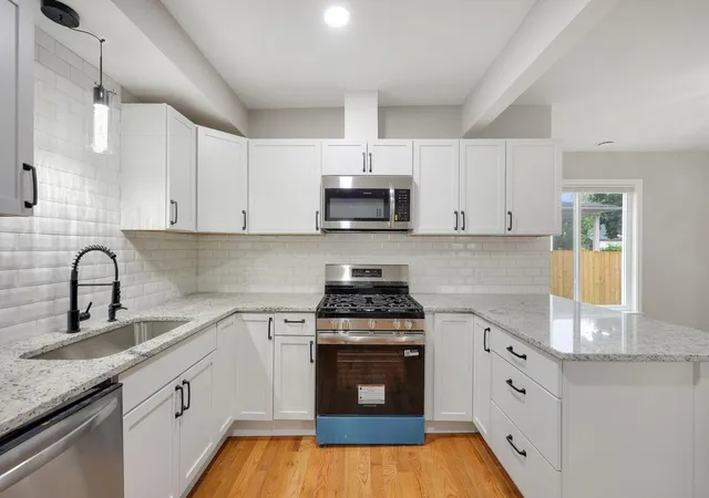 Photo 3 of Sale Pending at 3021 18th Avenue S, Minneapolis, MN 55407 | MLS# 7125160 | Listing updated on 2026-09-16