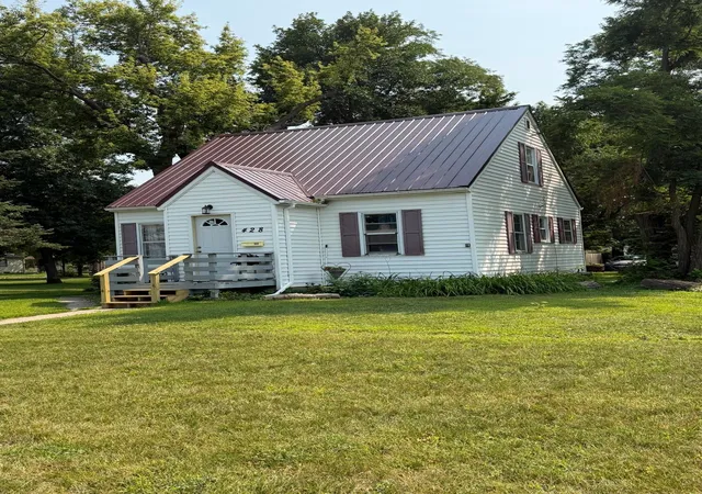 Photo 2 of Single family home for sale at 428 E Rooney Ave, Appleton, MN 56208 | MLS# 7125582 | Listing updated on 2026-09-16