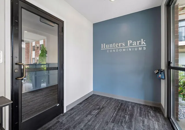 Photo 3 of Condo for sale at 4 Pine Tree Dr #215, Saint Paul, MN 55112 | MLS# 7125723 | Listing updated on 2026-09-18