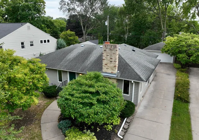 Photo 2 of Sale Pending at 1796 Beechwood Ave, Saint Paul, MN 55116 | MLS# 7125822 | Listing updated on 2026-09-09