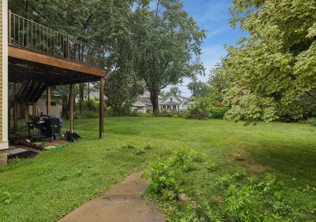 Photo 3 of Sale Pending at 1004 6th Street S, Stillwater, MN 55082 | MLS# 7126011 | Listing updated on 2026-09-17