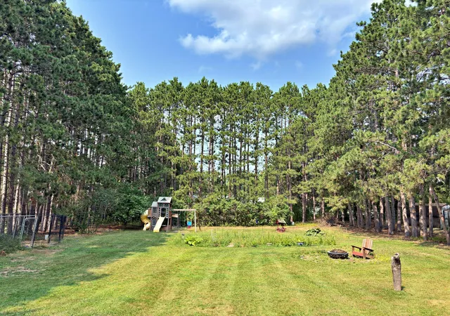 Photo 2 of Single family home for sale at 16023 Discovery Cir, Park Rapids, MN 56470 | MLS# 7126064 | Listing updated on 2026-09-17