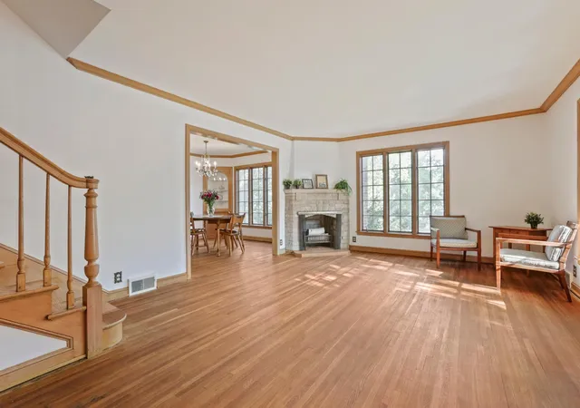 Photo 4 of Single family home for sale at 1393 Keston St, Saint Paul, MN 55108 | MLS# 7126585 | Listing updated on 2026-10-08