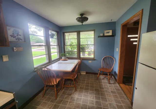 Photo 3 of Single family home for sale at 600 W Middle St, Redwood Falls, MN 56283 | MLS# 7127041 | Listing updated on 2026-09-16