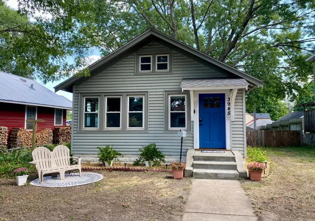 Photo 1 of Sale Pending at 3945 23rd Ave S, Minneapolis, MN 55407 | MLS# 7127182 | Listing updated on 2026-09-16