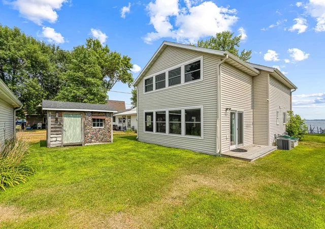 Photo 3 of Single family home for sale at 50884 County Hwy 9, Pelican Rapids, MN 56572 | MLS# 7127520 | Listing updated on 2026-09-18