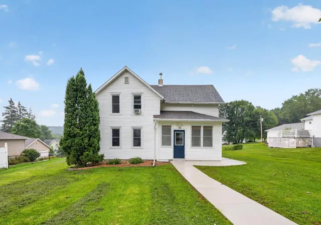 Photo 1 of Single family home for sale at 704 Viking Ave S, Lanesboro, MN 55949 | MLS# 7127872 | Listing updated on 2026-09-17