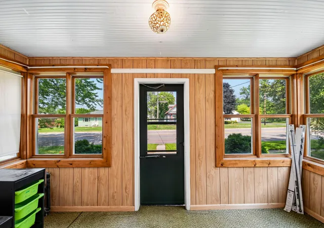 Photo 3 of Single family home for sale at 380 Mcgrann St, Green Isle, MN 55338 | MLS# 7127972 | Listing updated on 2026-10-05