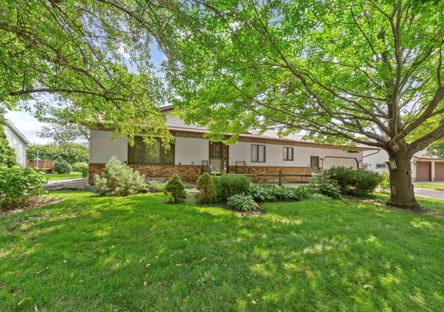 Photo 3 of Single family home for sale at 556 Karmil Pl, Gaylord, MN 55334 | MLS# 7128469 | Listing updated on 2026-09-16