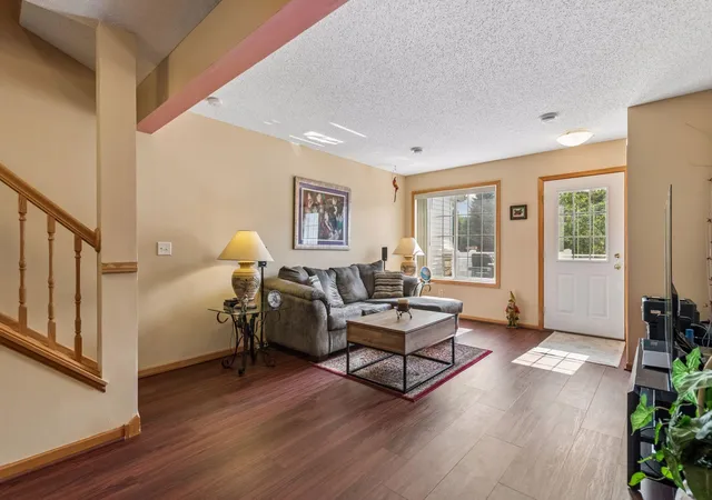 Photo 3 of Single family home for sale at 1685 Patriot Ln, Waconia, MN 55387 | MLS# 7128603 | Listing updated on 2026-09-09