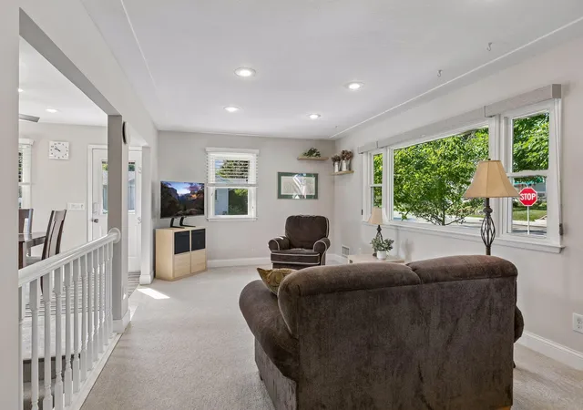 Photo 4 of Single family home for sale at 3700 Hubbard Ave N, Minneapolis, MN 55422 | MLS# 7128854 | Listing updated on 2026-09-16