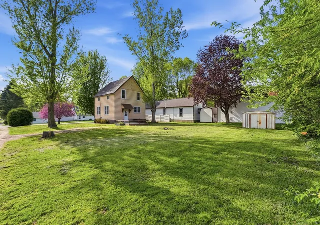 Photo 3 of Single family home for sale at 280 4th Street Ne, Glenwood, MN 56334 | MLS# 7128864 | Listing updated on 2026-09-16
