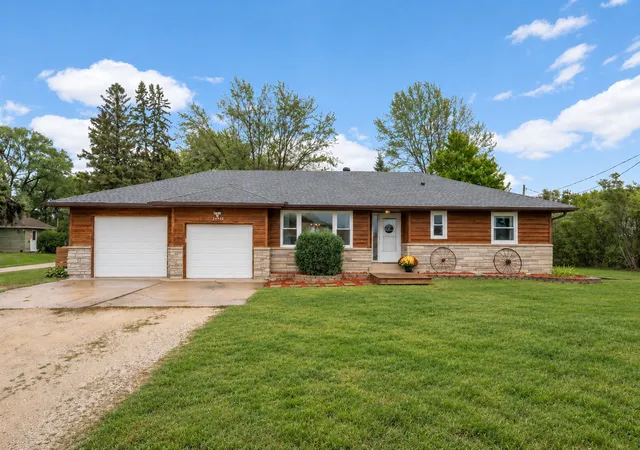 Photo 1 of Single family home for sale at 24930 Cedar Ave, Farmington, MN 55024 | MLS# 7129287 | Listing updated on 2026-09-17