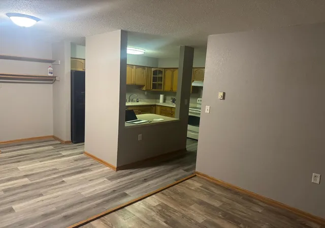 Photo 2 of Single family home for sale at 221 Grand Ave W #306, South Saint Paul, MN 55075 | MLS# 7129763 | Listing updated on 2026-09-16