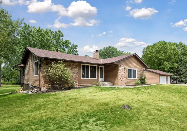 Photo 2 of Single family home for sale at 760 Shady Ln, Big Lake, MN 55309 | MLS# 7130133 | Listing updated on 2026-09-18