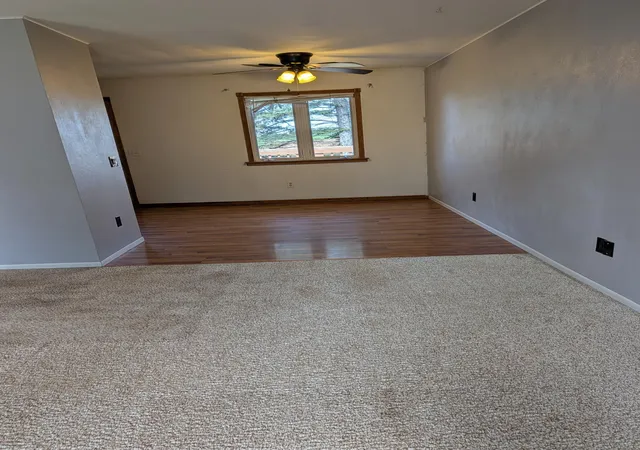 Photo 3 of Single family home for sale at 404 Kim Ln, Owatonna, MN 55060 | MLS# 7130620 | Listing updated on 2026-09-17