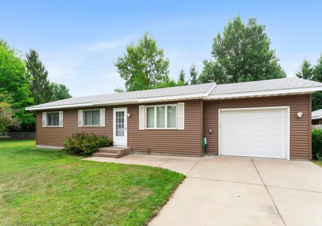 Photo 1 of Sale Pending at 5895 Red Fox Run, North Branch, MN 55056 | MLS# 7130929 | Listing updated on 2026-09-17