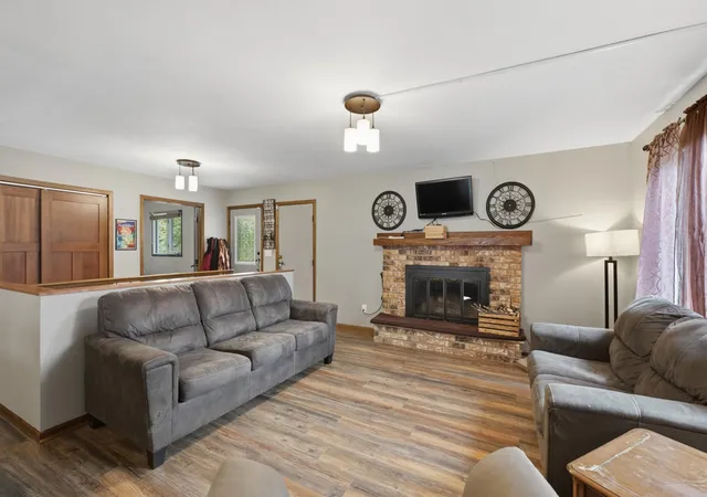 Photo 4 of Single family home for sale at 2708 Eastgate Dr S, Fargo, ND 58103 | MLS# 7131223 | Listing updated on 2026-10-21