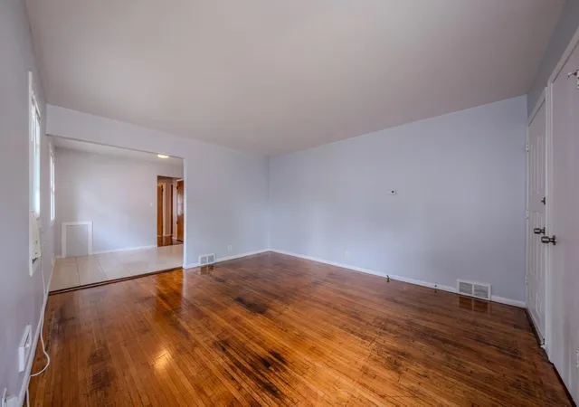 Photo 4 of House for sale at 4037 Fremont Ave N, Minneapolis, MN 55412 | MLS# 7131768 | Listing updated on 2026-10-05