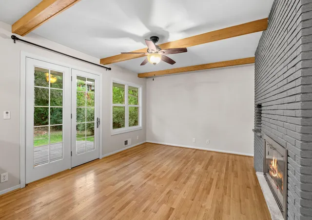 Photo 4 of Single family home for sale at 2401 Gettysburg Ave S, Minneapolis, MN 55426 | MLS# 7132359 | Listing updated on 2026-09-17