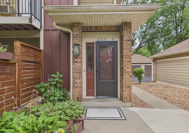 Photo 1 of Condo for sale at 6515 Emerson Ave S #5, Richfield, MN 55423 | MLS# 7132931 | Listing updated on 2026-09-16