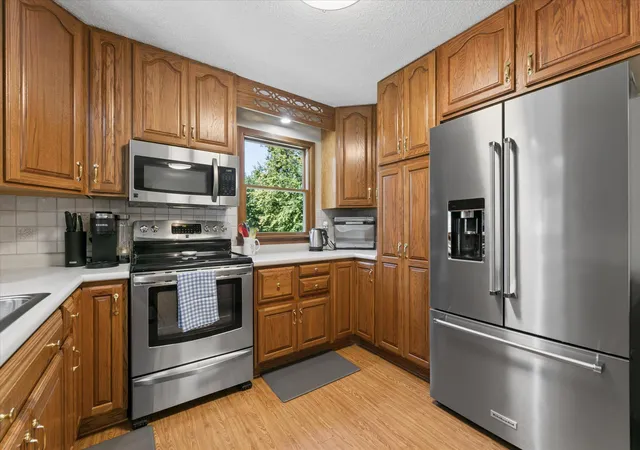 Photo 3 of Sale Pending at 6650 Maple Dr, Rockford, MN 55373 | MLS# 7133052 | Listing updated on 2026-09-09
