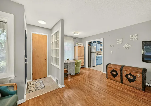 Photo 4 of Single family home for sale at 1126 8Th Ave Nw, Rochester, MN 55901 | MLS# 7133177 | Listing updated on 2026-09-21