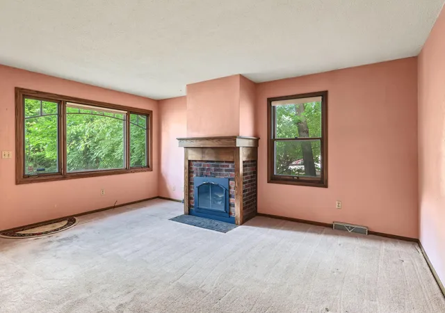 Photo 3 of Single family home for sale at 1677 Burns Ave, Saint Paul, MN 55106 | MLS# 7133195 | Listing updated on 2026-10-09
