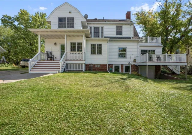 Photo 2 of Sale Pending at 309 Bluff Ave, Brainerd, MN 56401 | MLS# 7133947 | Listing updated on 2026-09-28