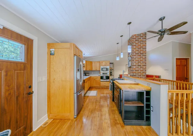 Photo 4 of Single family home for sale at 6351 Is View Dr NE, Bemidji, MN 56601 | MLS# 7134370 | Listing updated on 2026-09-17