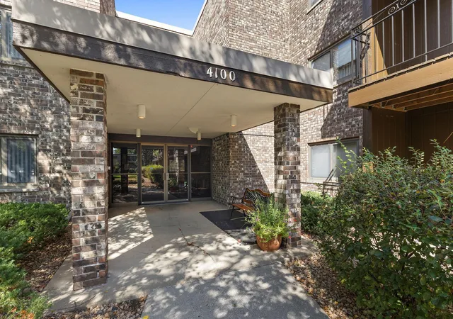 Photo 2 of Condo for sale at 4100 Parklawn Ave #109, Minneapolis, MN 55435 | MLS# 7134402 | Listing updated on 2026-10-10