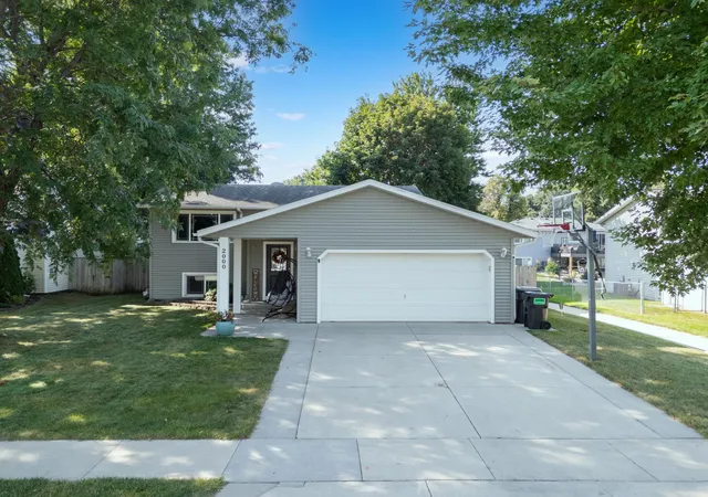 Photo 3 of Single family home for sale at 2000 23 1/2 St Se, Rochester, MN 55904 | MLS# 7134712 | Listing updated on 2026-09-09