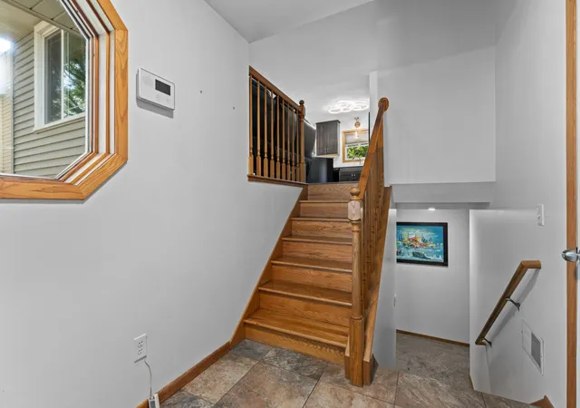 Photo 4 of Single family home for sale at 2000 23 1/2 St Se, Rochester, MN 55904 | MLS# 7134712 | Listing updated on 2026-09-09