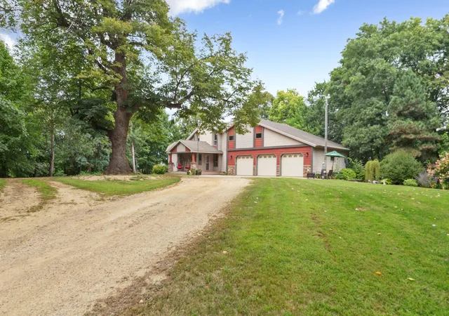 Photo 1 of Single family home for sale at 22101 County Road 13, New Ulm, MN 56073 | MLS# 7134908 | Listing updated on 2026-09-11