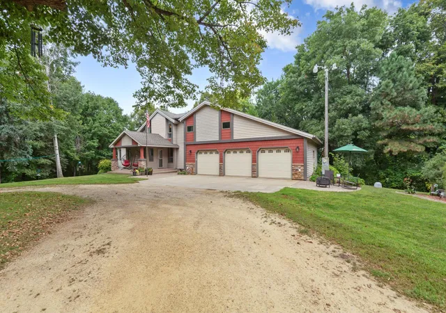 Photo 2 of Single family home for sale at 22101 County Road 13, New Ulm, MN 56073 | MLS# 7134908 | Listing updated on 2026-09-11