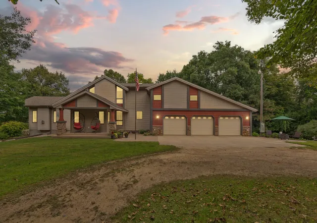 Photo 4 of Single family home for sale at 22101 County Road 13, New Ulm, MN 56073 | MLS# 7134908 | Listing updated on 2026-09-11