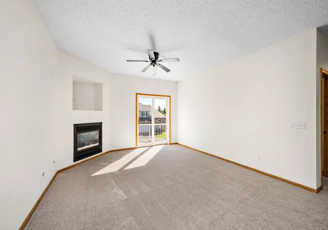 Photo 3 of Single family home for sale at 18275 Kerrville Trl #402, Lakeville, MN 55044 | MLS# 7135520 | Listing updated on 2026-09-17