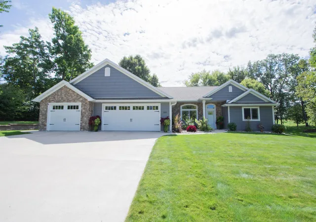 Single family home for sale at 1853 Aspen Dr, Detroit Lakes, MN 56501 | MLS# 7135959 | Listing updated on 2026-09-16