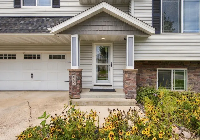 Photo 1 of Single family home for sale at 609 Ingalls Dr, Buffalo, MN 55313 | MLS# 7136008 | Listing updated on 2026-09-17