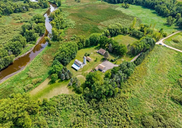 Photo 1 of Single family home for sale at 4250 35th Street SW, Waverly, MN 55390 | MLS# 7136047 | Listing updated on 2026-09-17