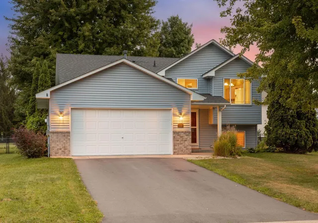 Photo 2 of Single family home for sale at 356 Bluestem Ave, Shakopee, MN 55379 | MLS# 7136283 | Listing updated on 2026-09-16