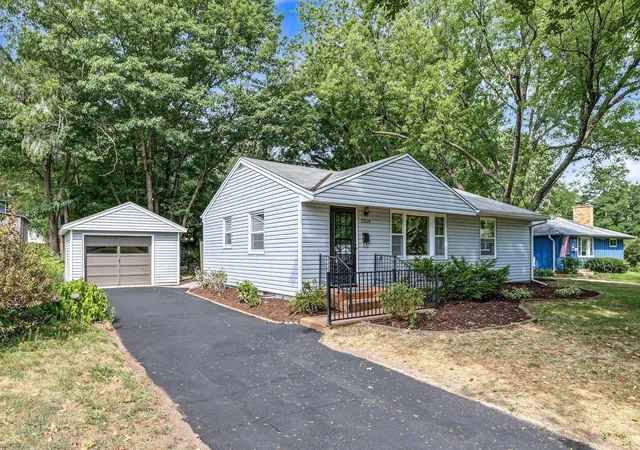 Photo 1 of Single family home for sale at 2938 Washburn Cir, Minneapolis, MN 55423 | MLS# 7136332 | Listing updated on 2026-09-17