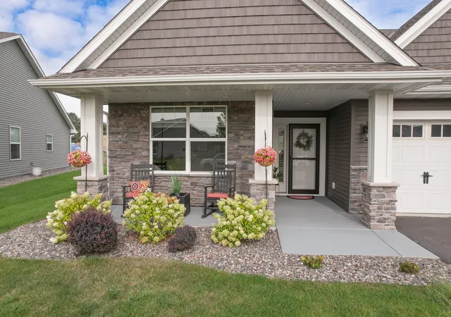 Photo 1 of Single family home for sale at 458 Laura Ln SE, Saint Michael, MN 55376 | MLS# 7136516 | Listing updated on 2026-09-25