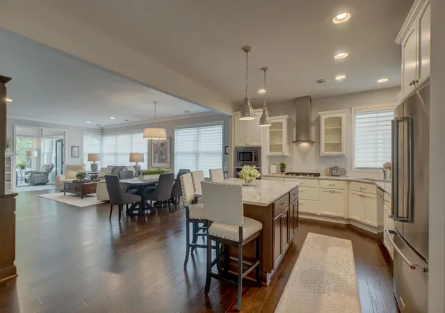 Photo 3 of Single family home for sale at 1335 Palisade Path, Saint Paul, MN 55129 | MLS# 7136547 | Listing updated on 2026-09-16
