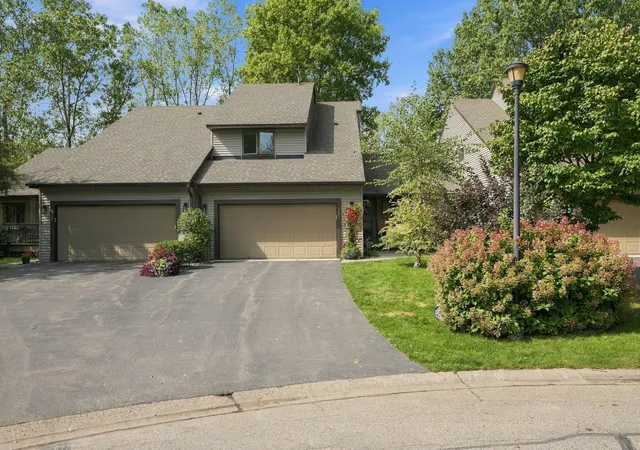 Photo 3 of Single family home for sale at 3683 Widgeon Way, Saint Paul, MN 55123 | MLS# 7137258 | Listing updated on 2026-10-05