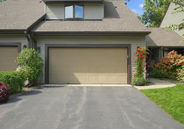 Photo 4 of Single family home for sale at 3683 Widgeon Way, Saint Paul, MN 55123 | MLS# 7137258 | Listing updated on 2026-10-05