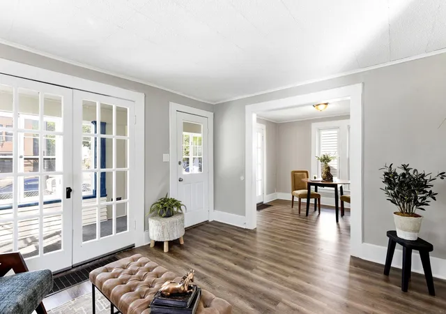 Photo 4 of Single family home for sale at 1530 Selby Ave, Saint Paul, MN 55104 | MLS# 7137456 | Listing updated on 2026-09-18