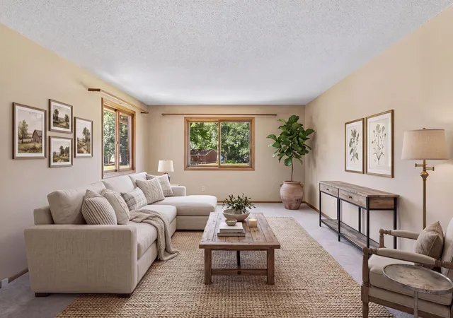 Photo 3 of Sale Pending at 17355 Sunset Trl Sw, Prior Lake, MN 55372 | MLS# 7137521 | Listing updated on 2026-09-17